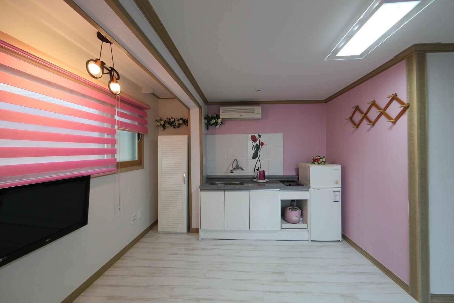 Daecheon Jeulgeoun Pension Boryeong Chambre photo